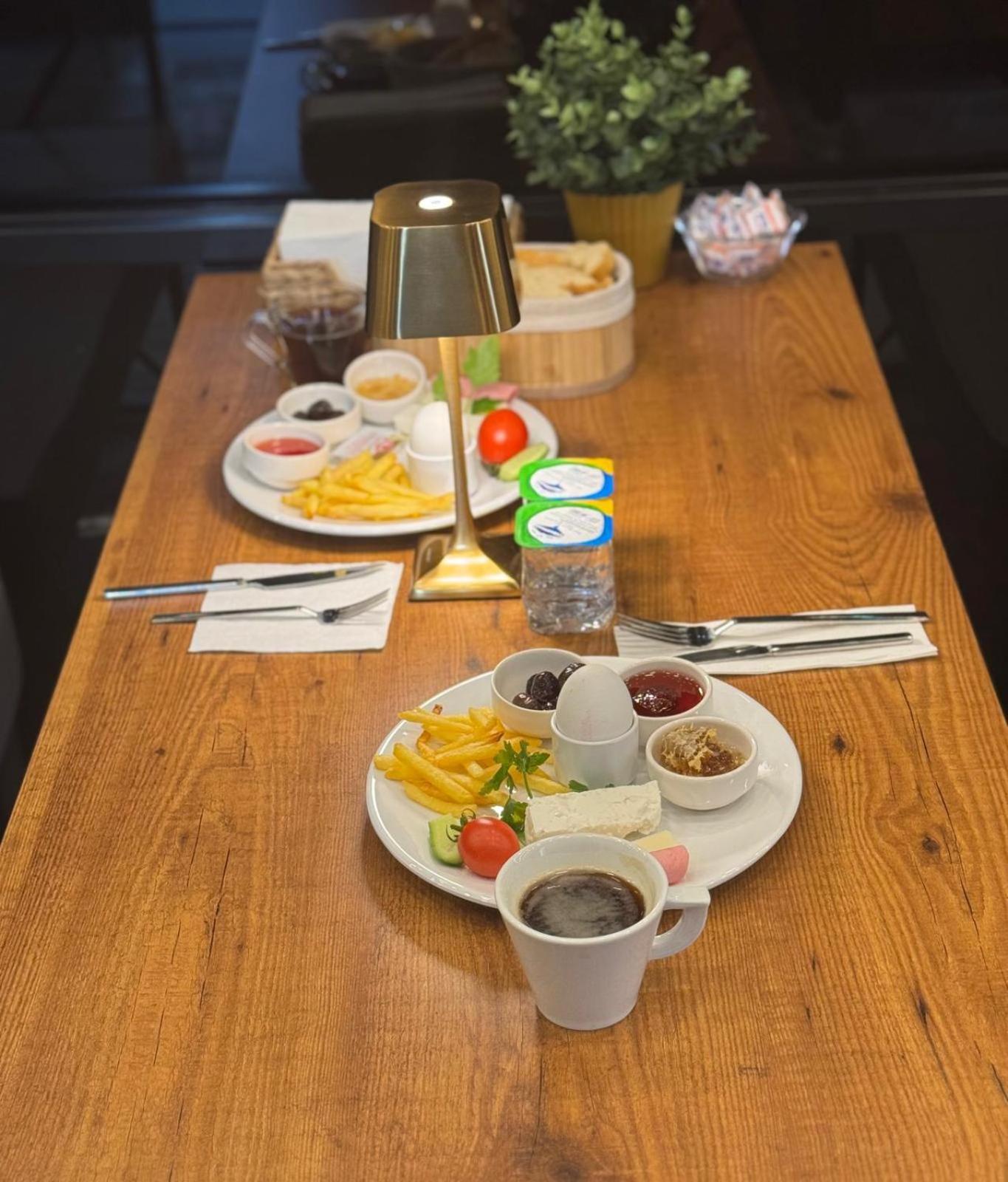 Arnavutkoy The Great Airport Hotel מראה חיצוני תמונה